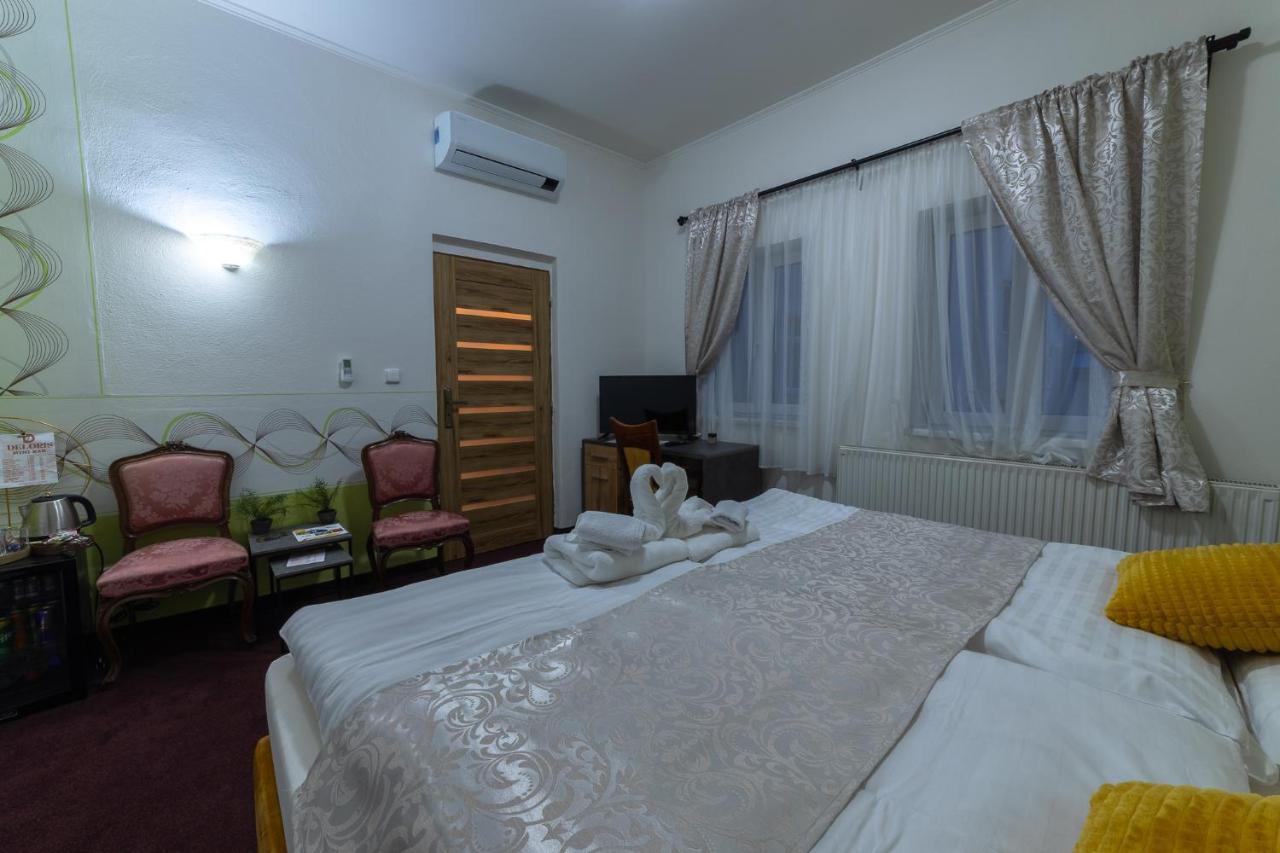 Penzion Deloris Trenčín エクステリア 写真