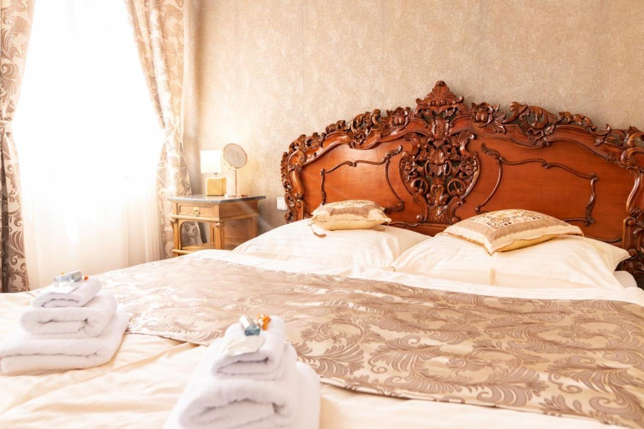 Penzion Deloris Trenčín エクステリア 写真